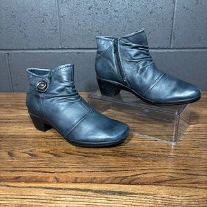 Earth Origins Slate Heeled Ankle Boots